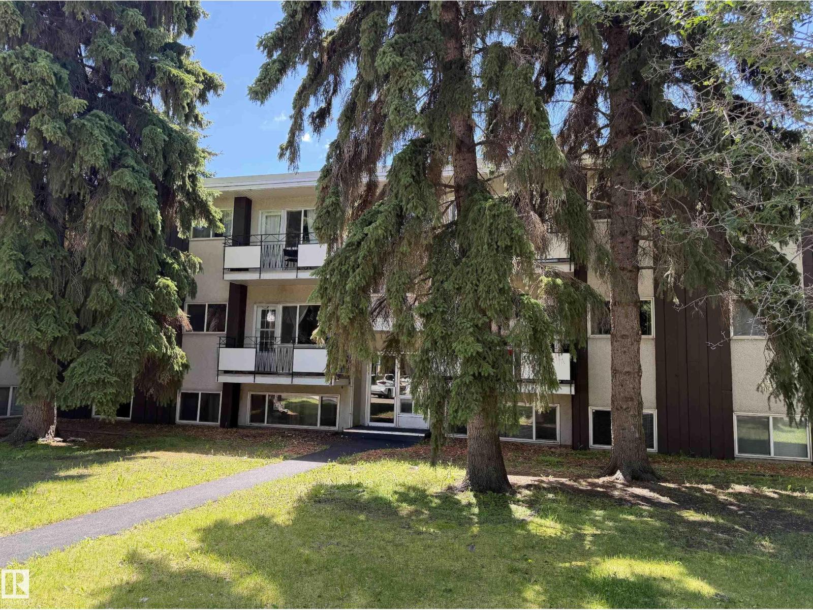#54 5615 105 ST NW - 19