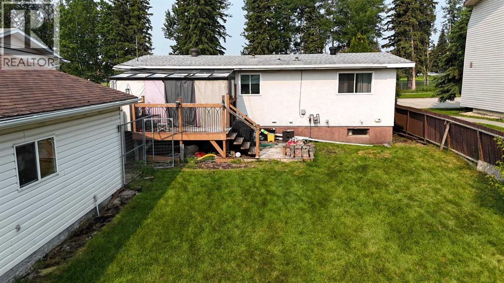 1121 56 Street - 20