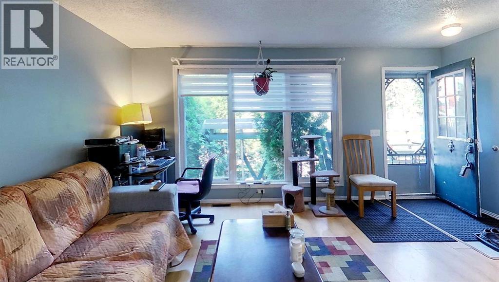 1121 56 Street - 26
