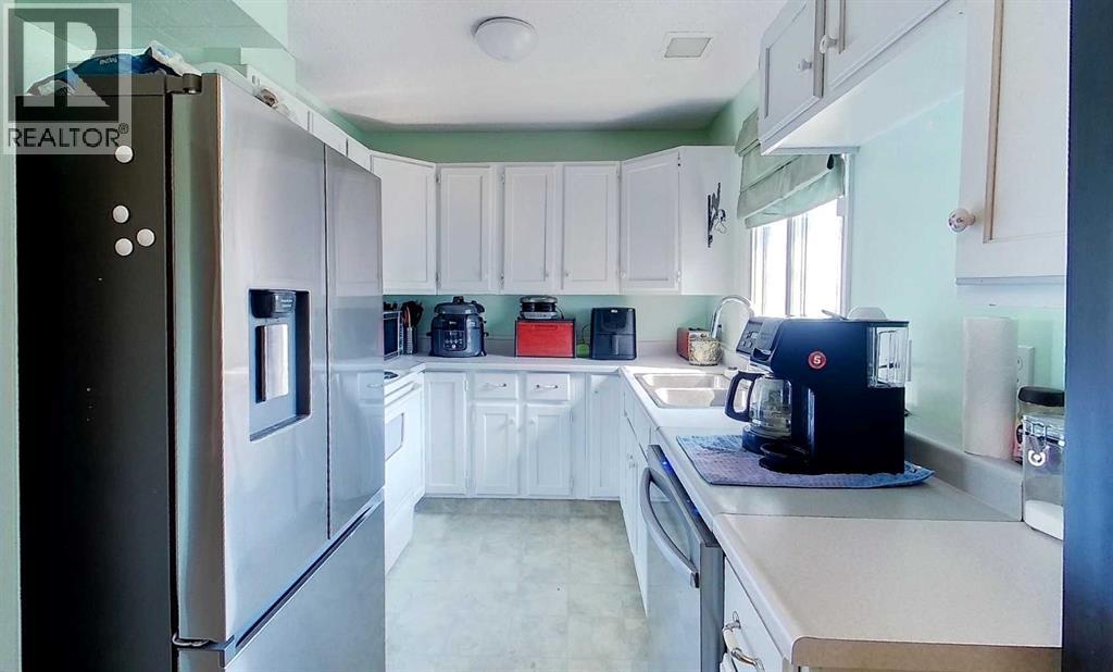 1121 56 Street - 30