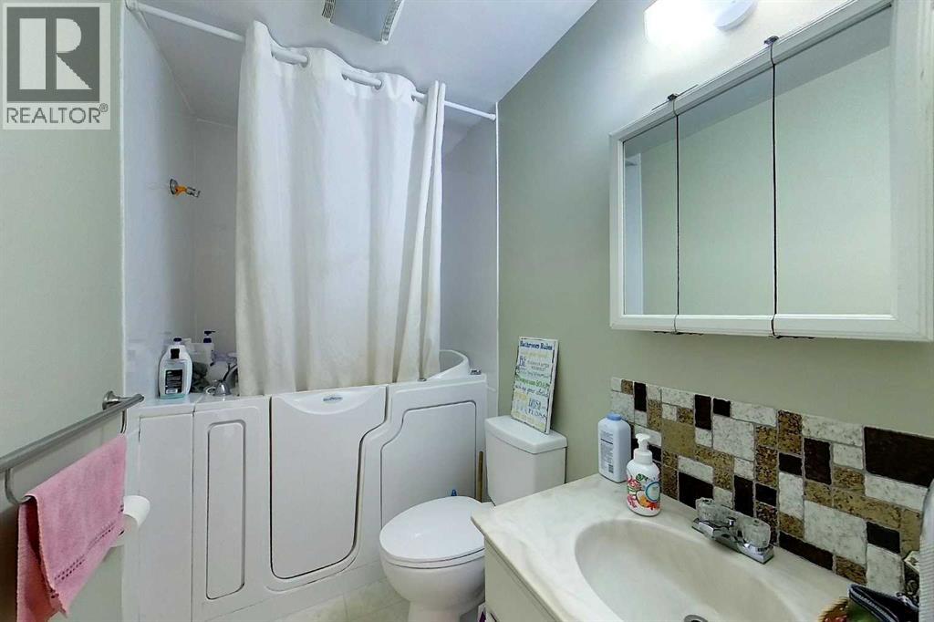 1121 56 Street - 38