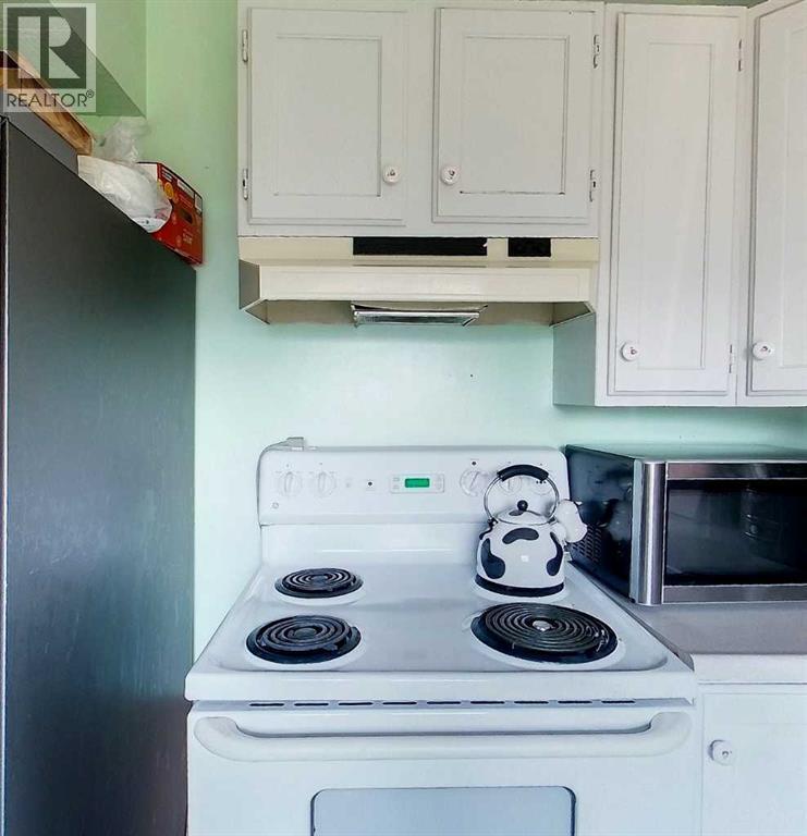 1121 56 Street - 32