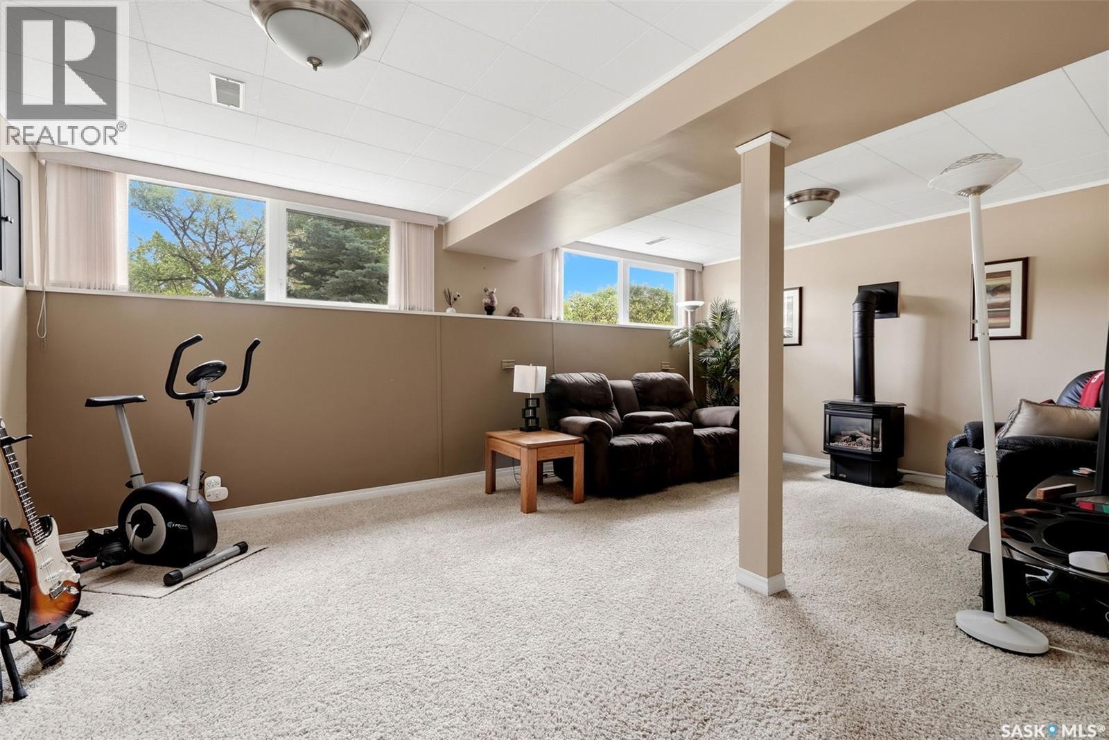 2305 Parliament AVENUE — photo 22