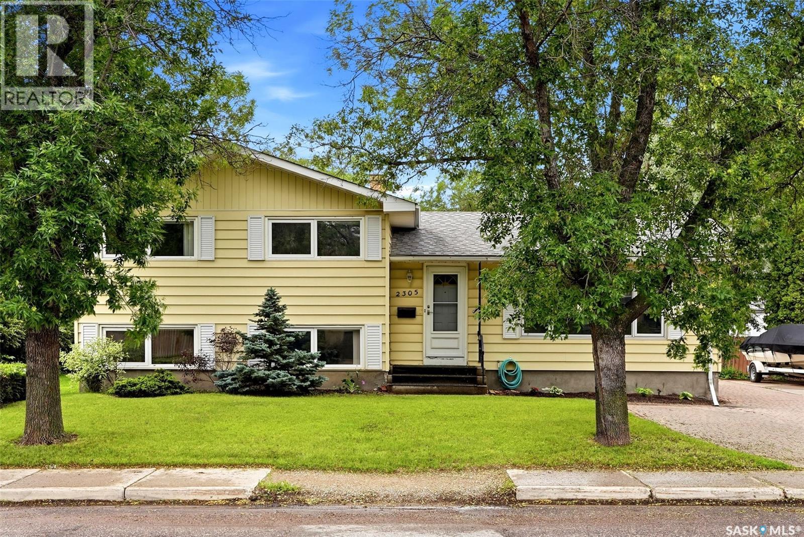 2305 Parliament AVENUE — photo 36