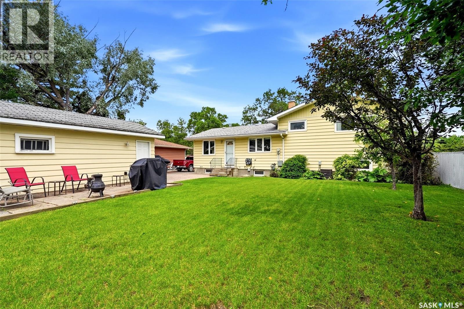 2305 Parliament AVENUE — photo 37