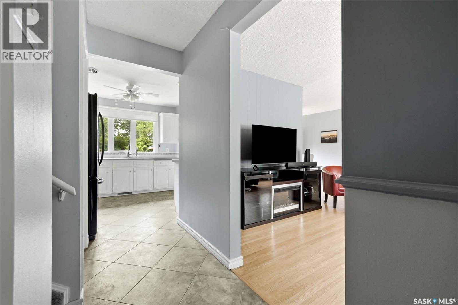 2305 Parliament AVENUE — photo 9