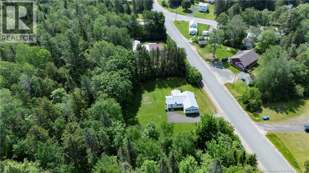 74 Hazelton Road - 24