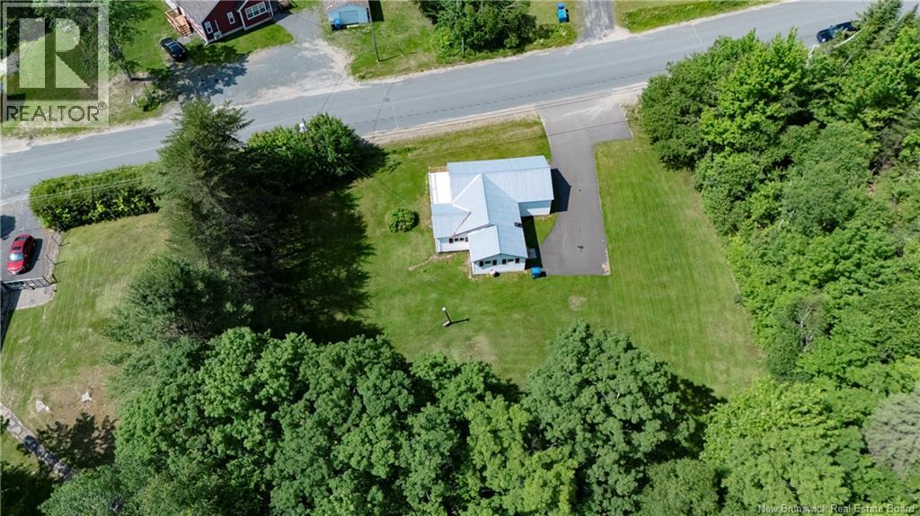 74 Hazelton Road - 26