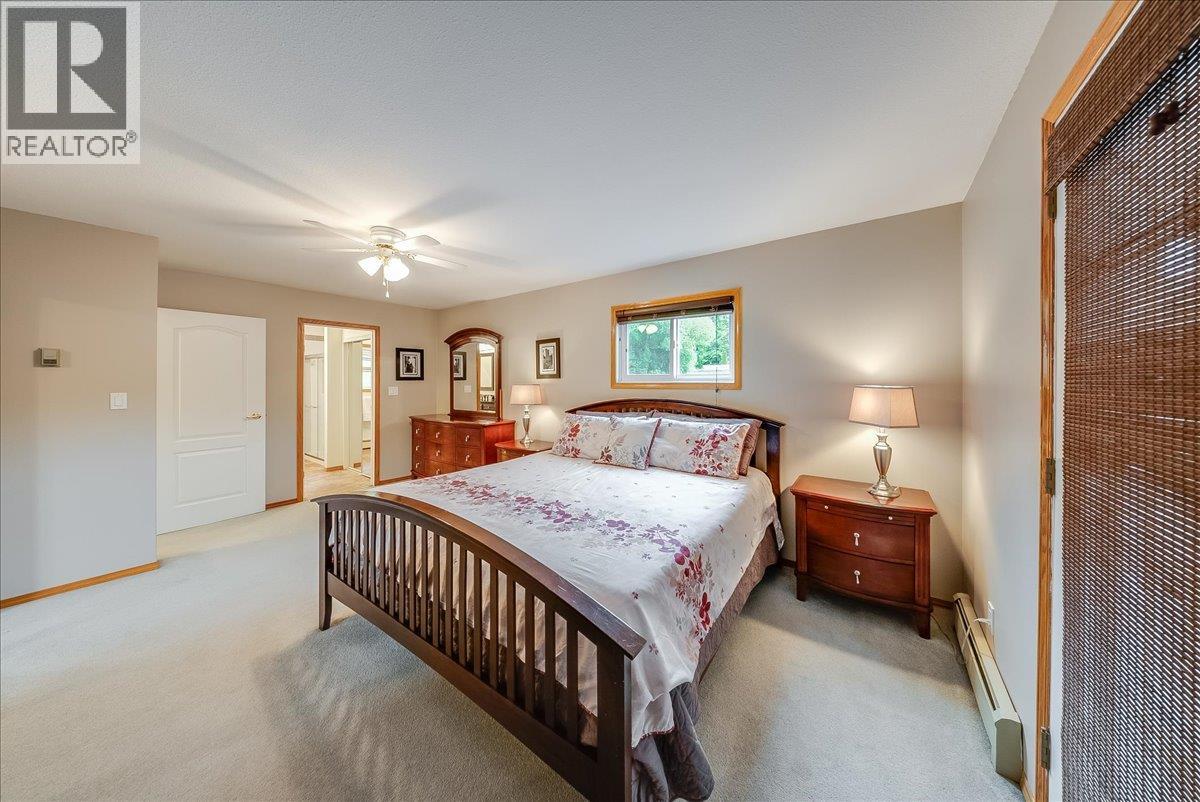 128 Colley Street - 21