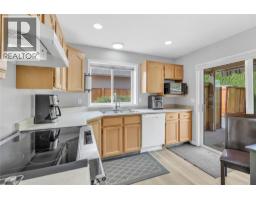 424 Ridge Road, Penticton, BC V2A8N7 Photo 10