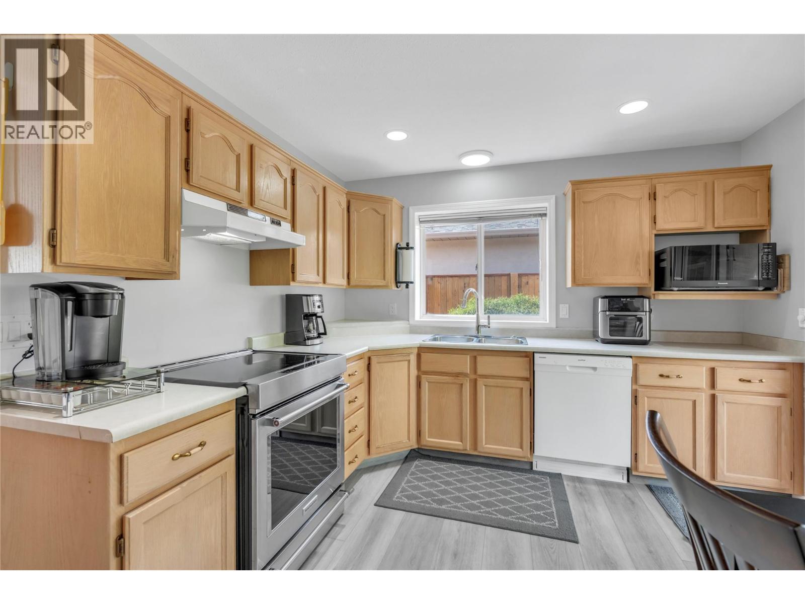 424 Ridge Road - 9