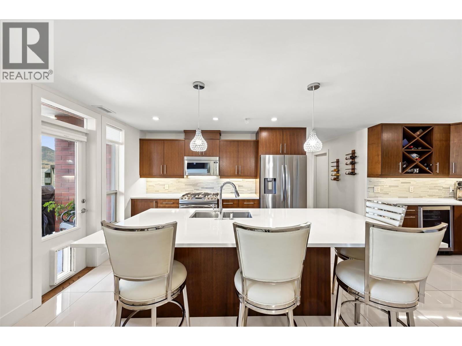 #601 1160 Bernard Avenue - 14