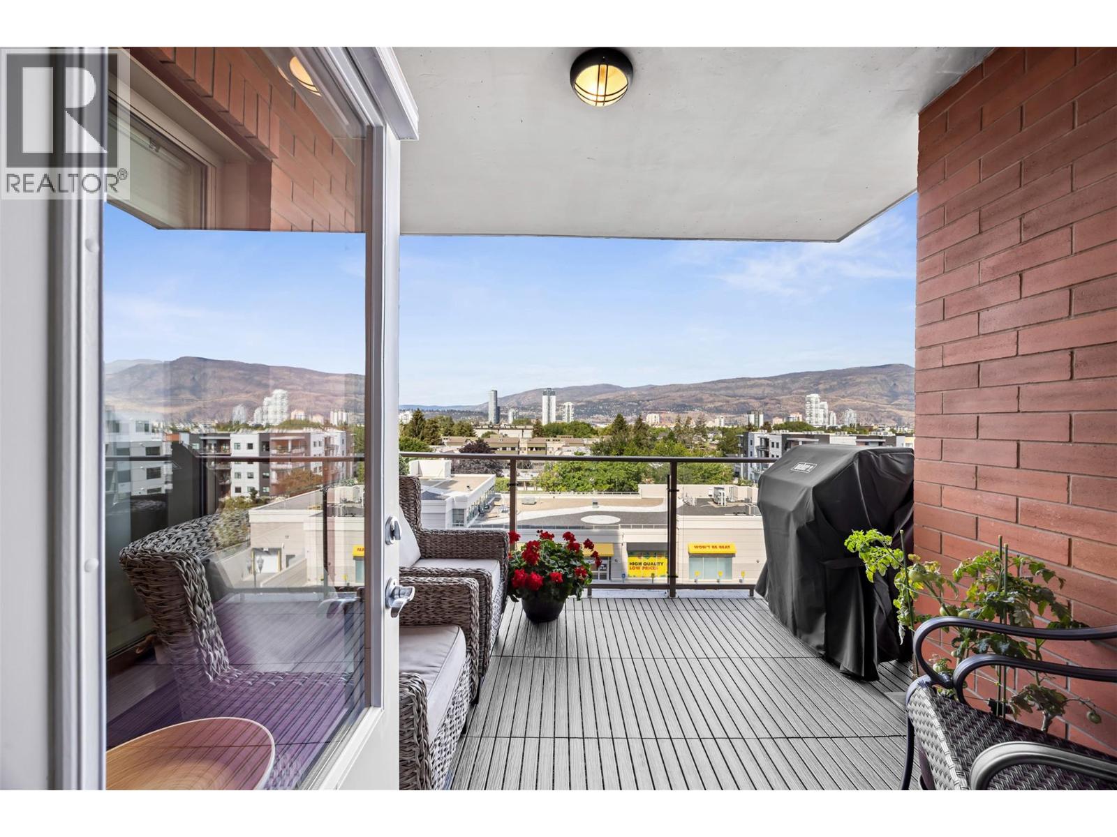 #601 1160 Bernard Avenue - 16