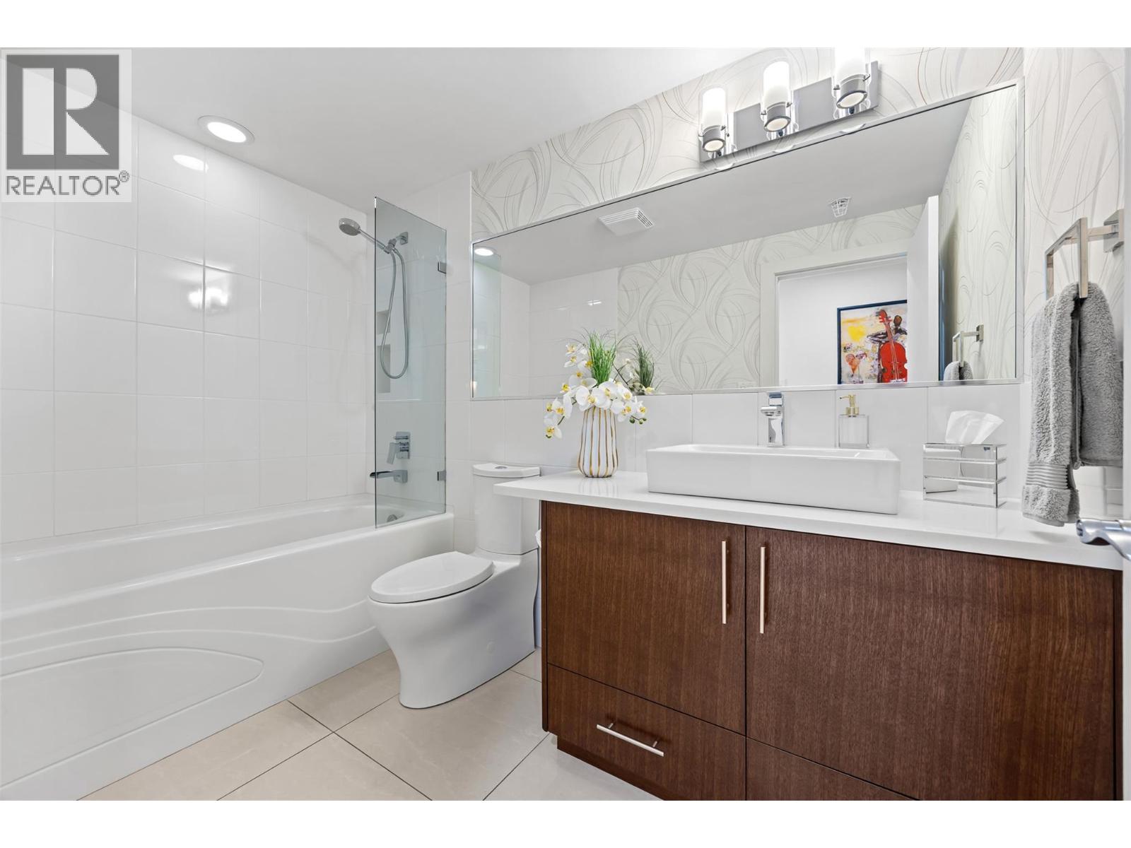 #601 1160 Bernard Avenue - 28