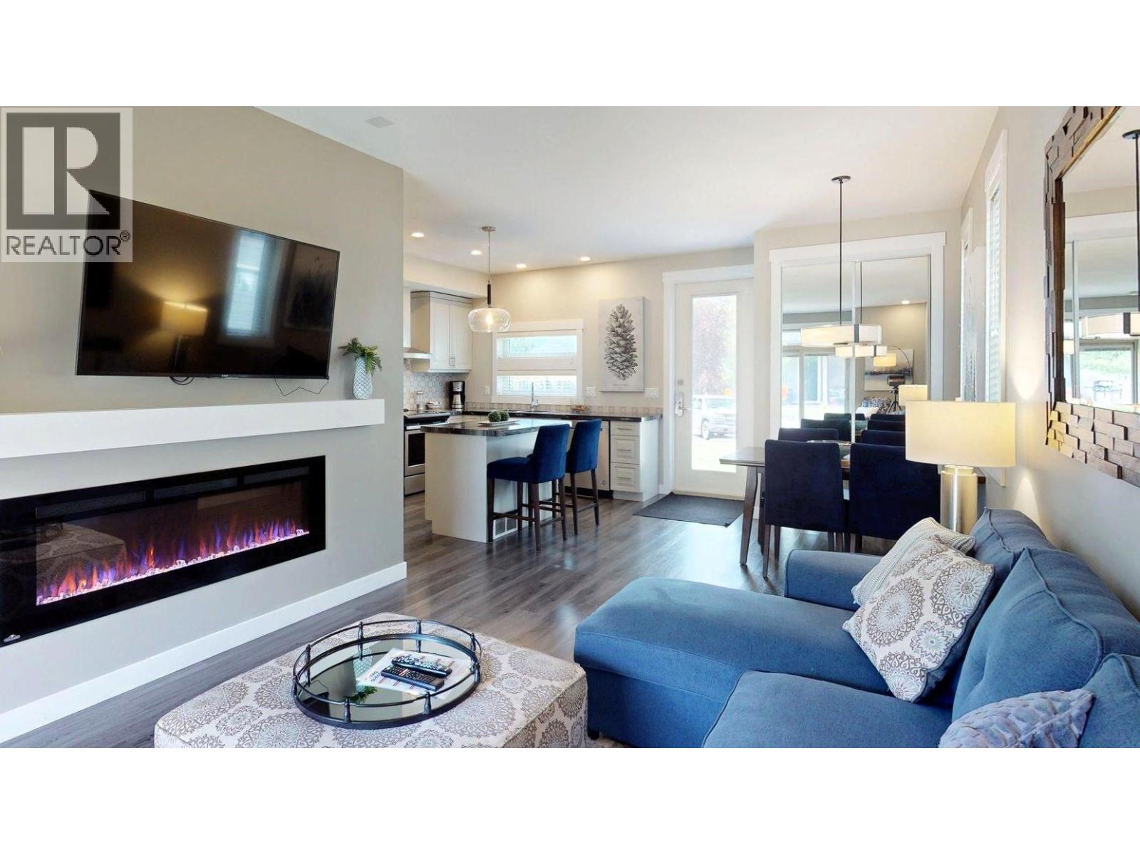 #924 900 BIGHORN Boulevard - Image 15