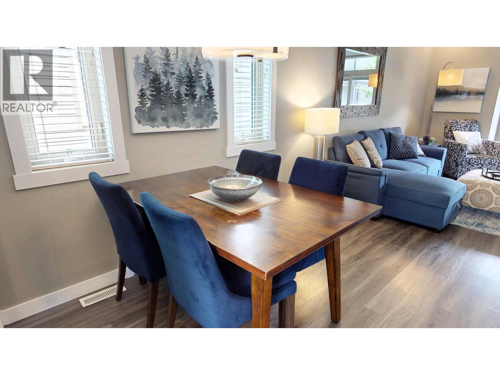 #924 900 BIGHORN Boulevard - 20