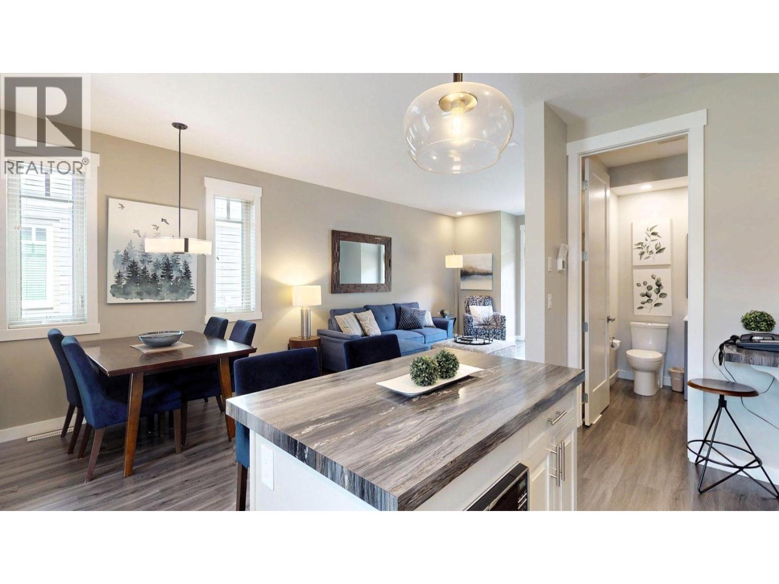 #924 900 BIGHORN Boulevard - Image 27