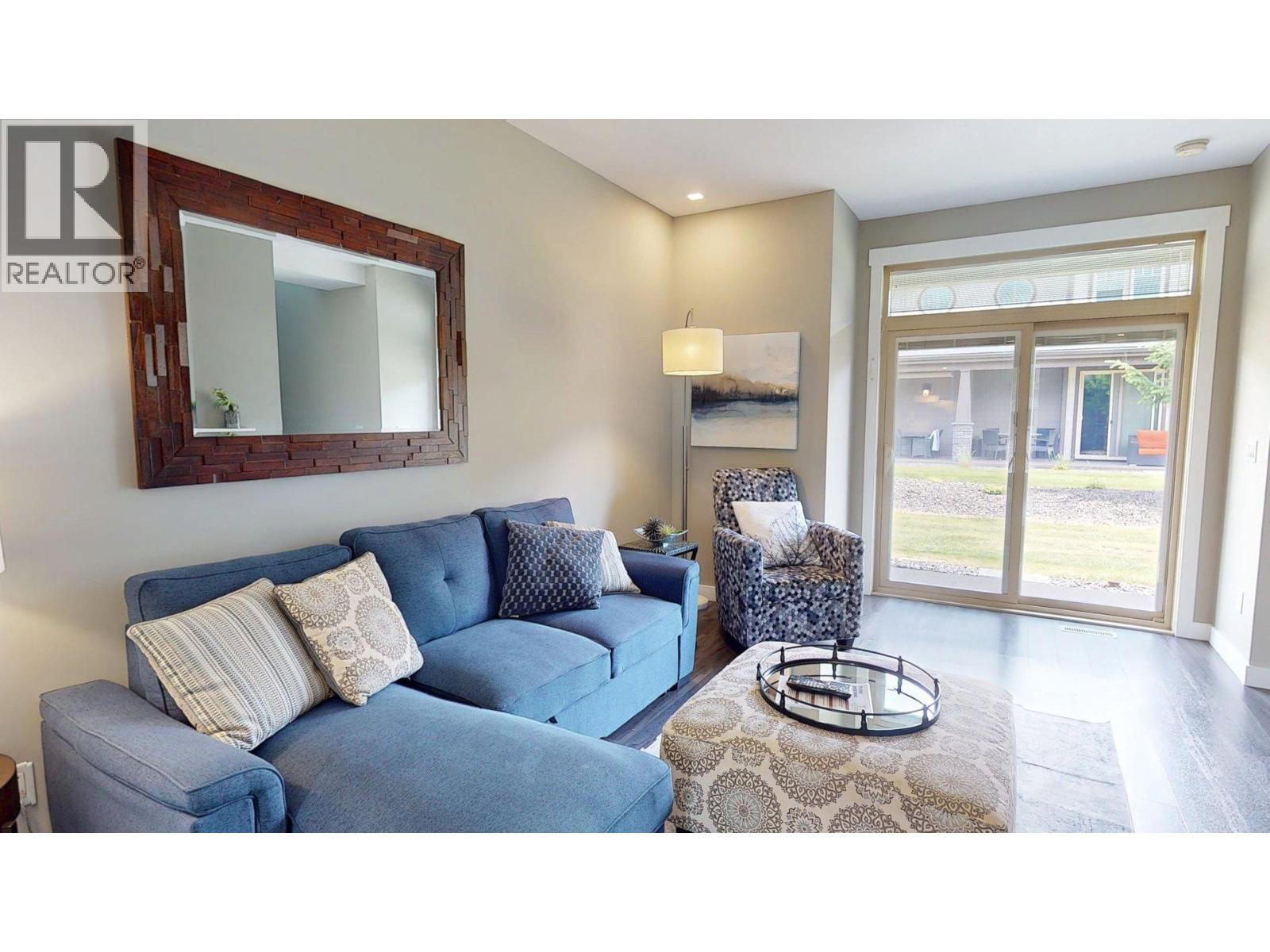 #924 900 BIGHORN Boulevard - 5