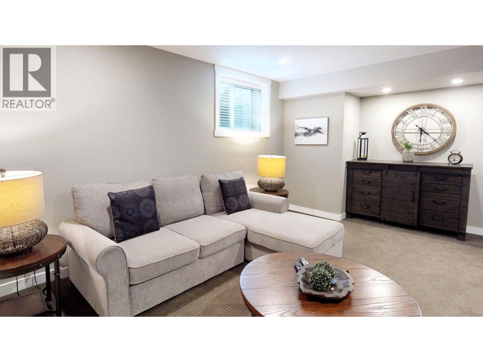 #924 900 BIGHORN Boulevard - Image 51