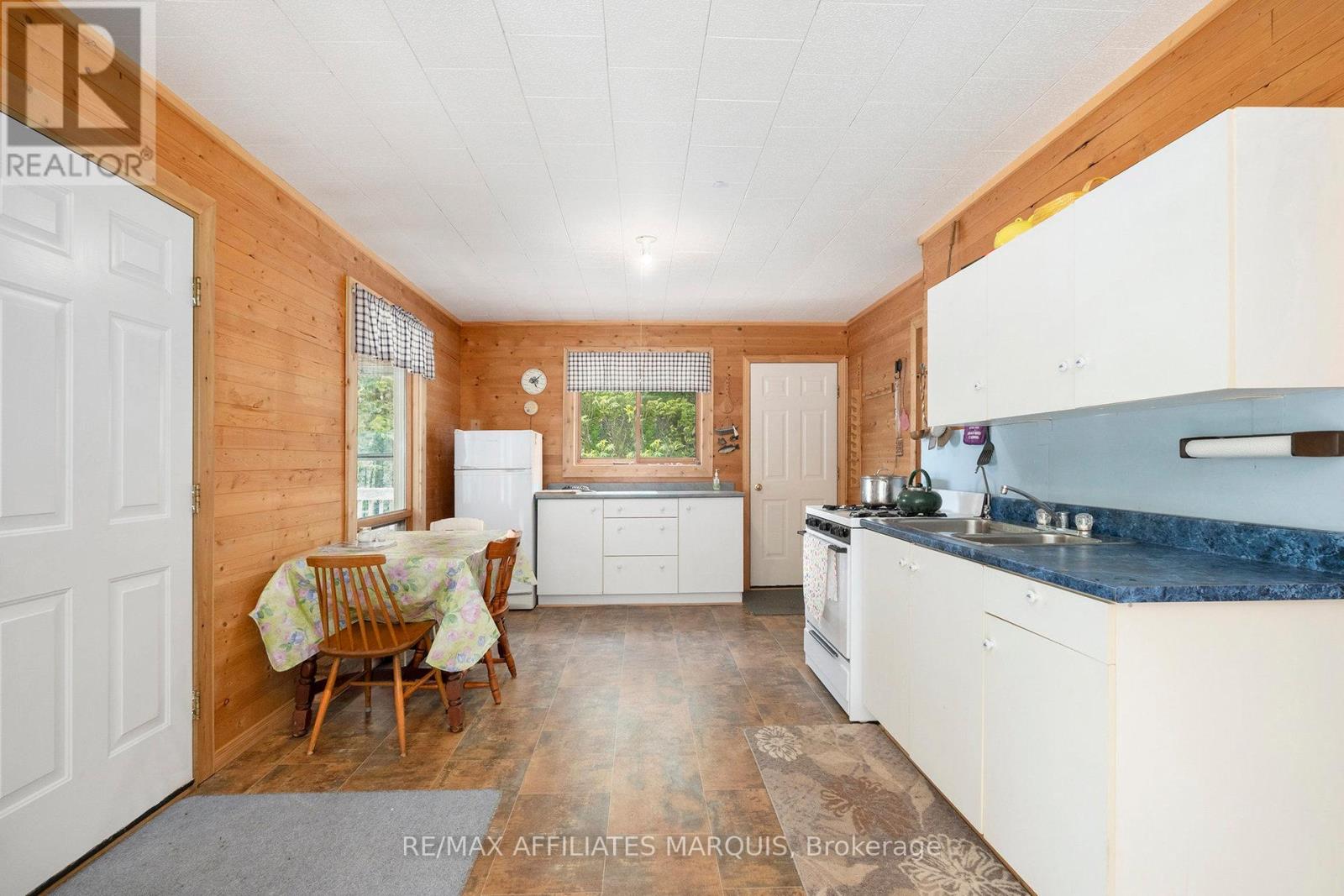1015 PENYCK LAKE LANE - 16