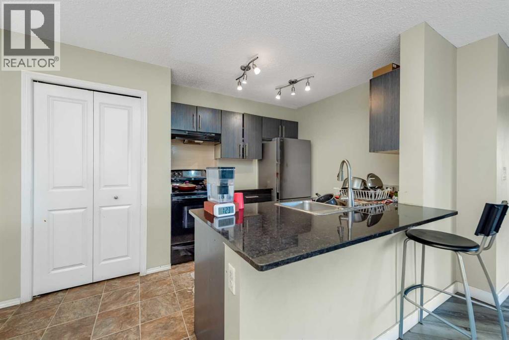 #207 5 Saddlestone Way NE - 7