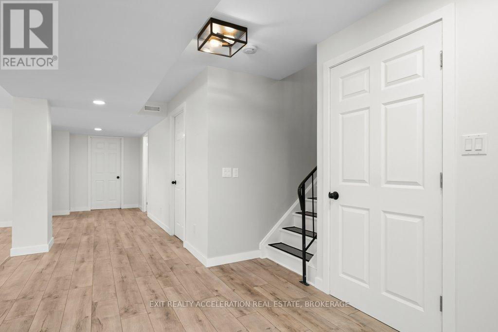 2 ANGUS DRIVE - 29