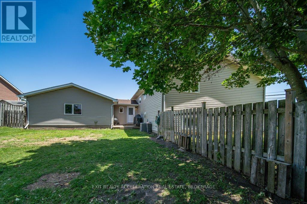 2 ANGUS DRIVE - 34