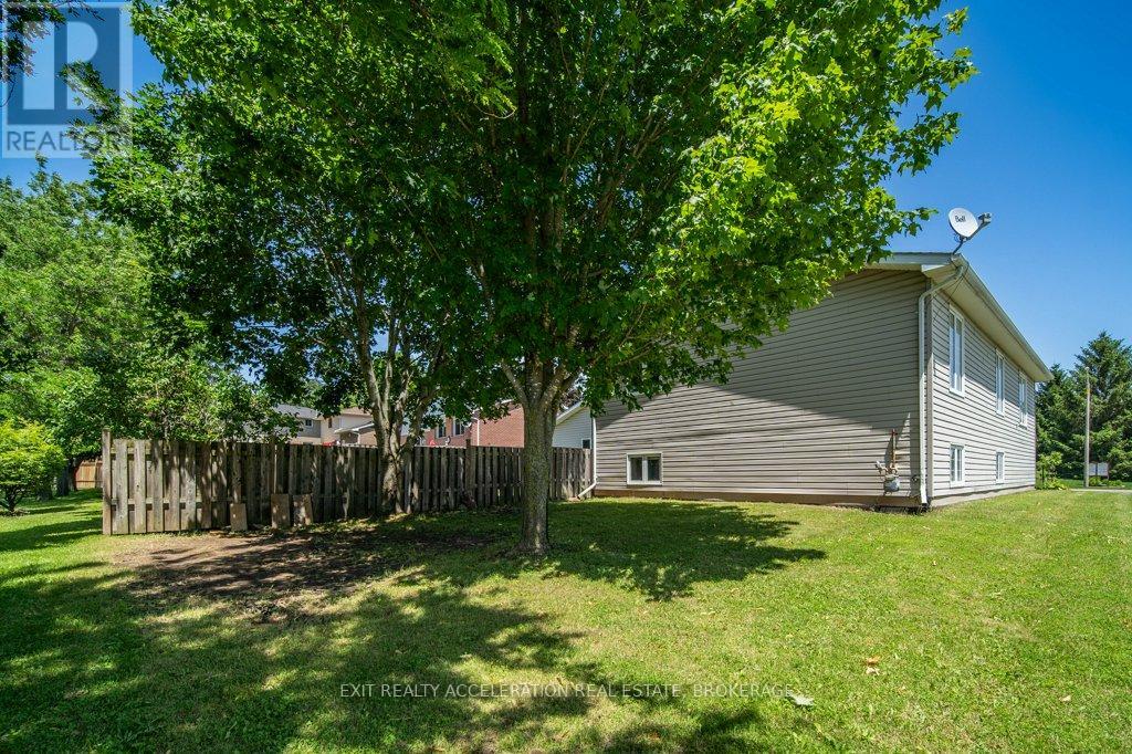 2 ANGUS DRIVE - 36