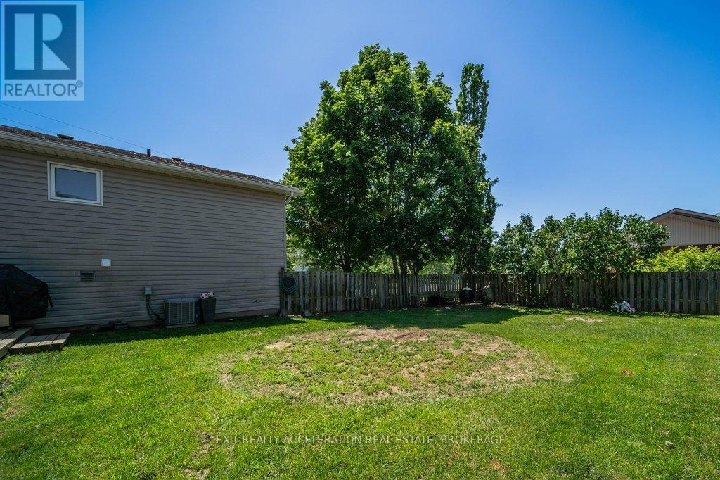 2 ANGUS DRIVE - 38