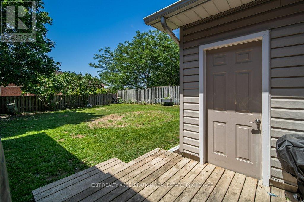 2 ANGUS DRIVE - 40