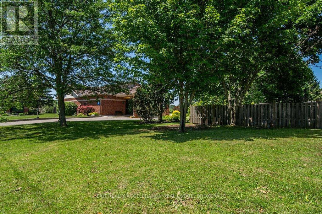 2 ANGUS DRIVE - 41