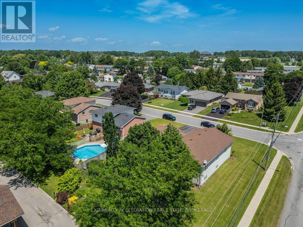 2 ANGUS DRIVE - 45