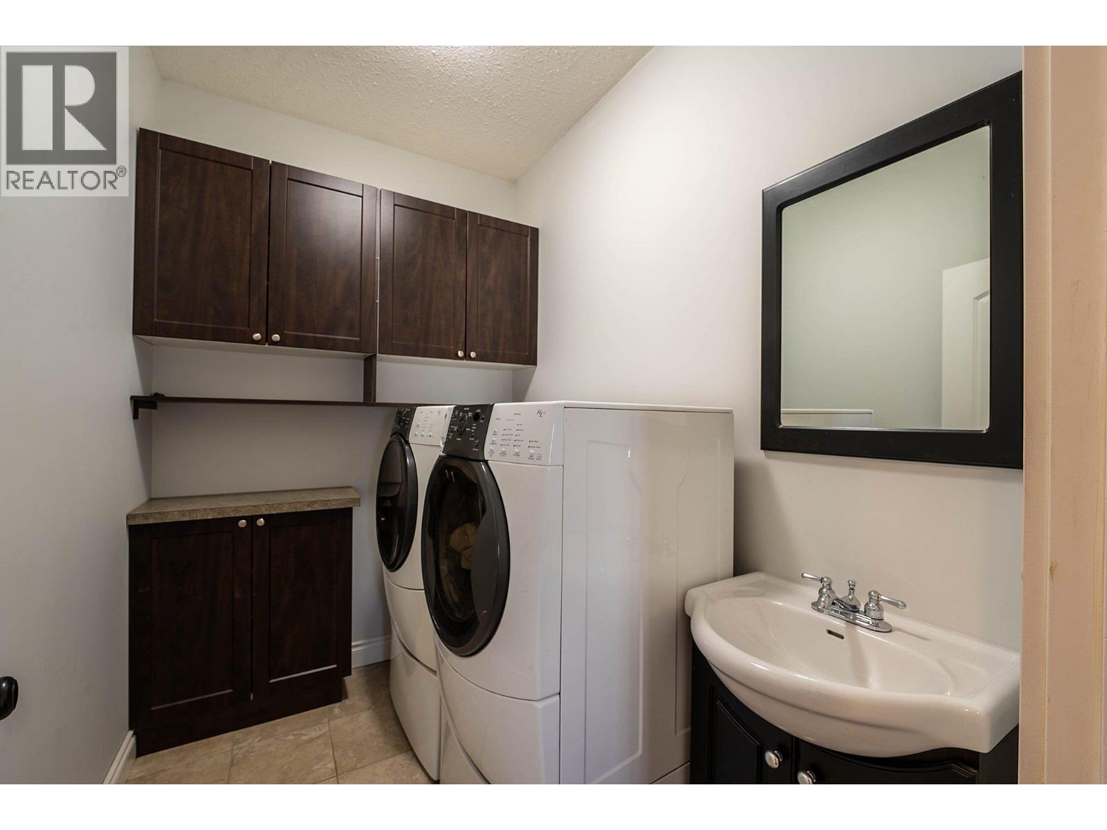 8607 109 AVENUE - 16