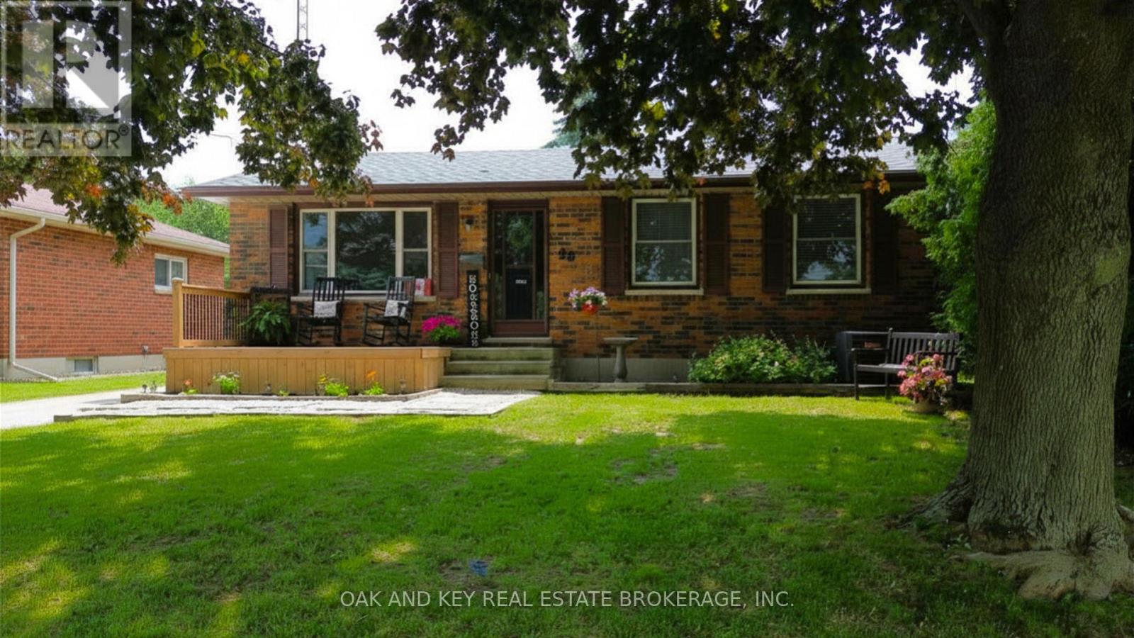 26 SINCLAIR AVENUE - 1