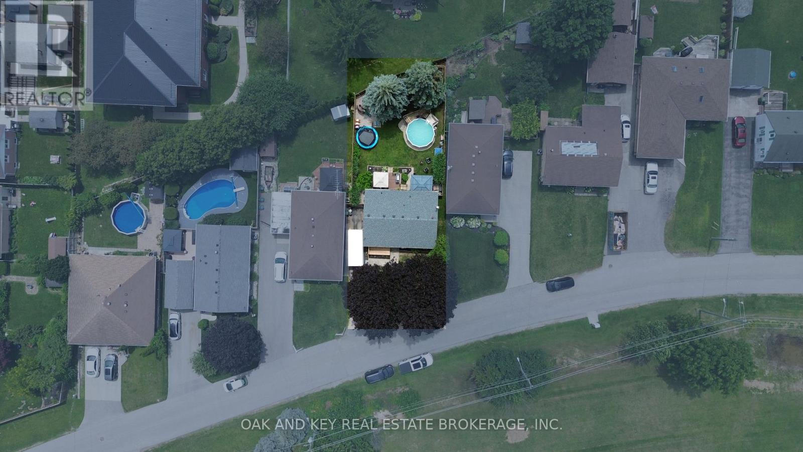 26 SINCLAIR AVENUE - 33