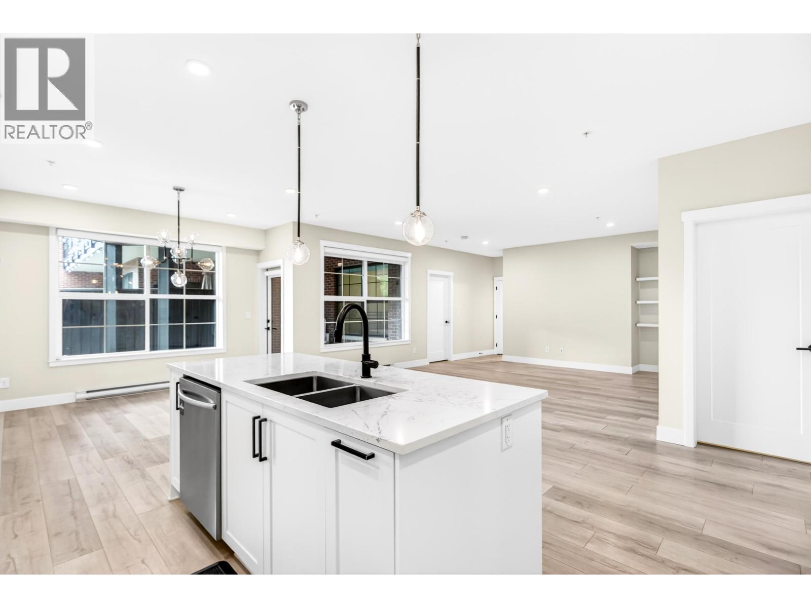 205 11893 227 STREET, Maple Ridge