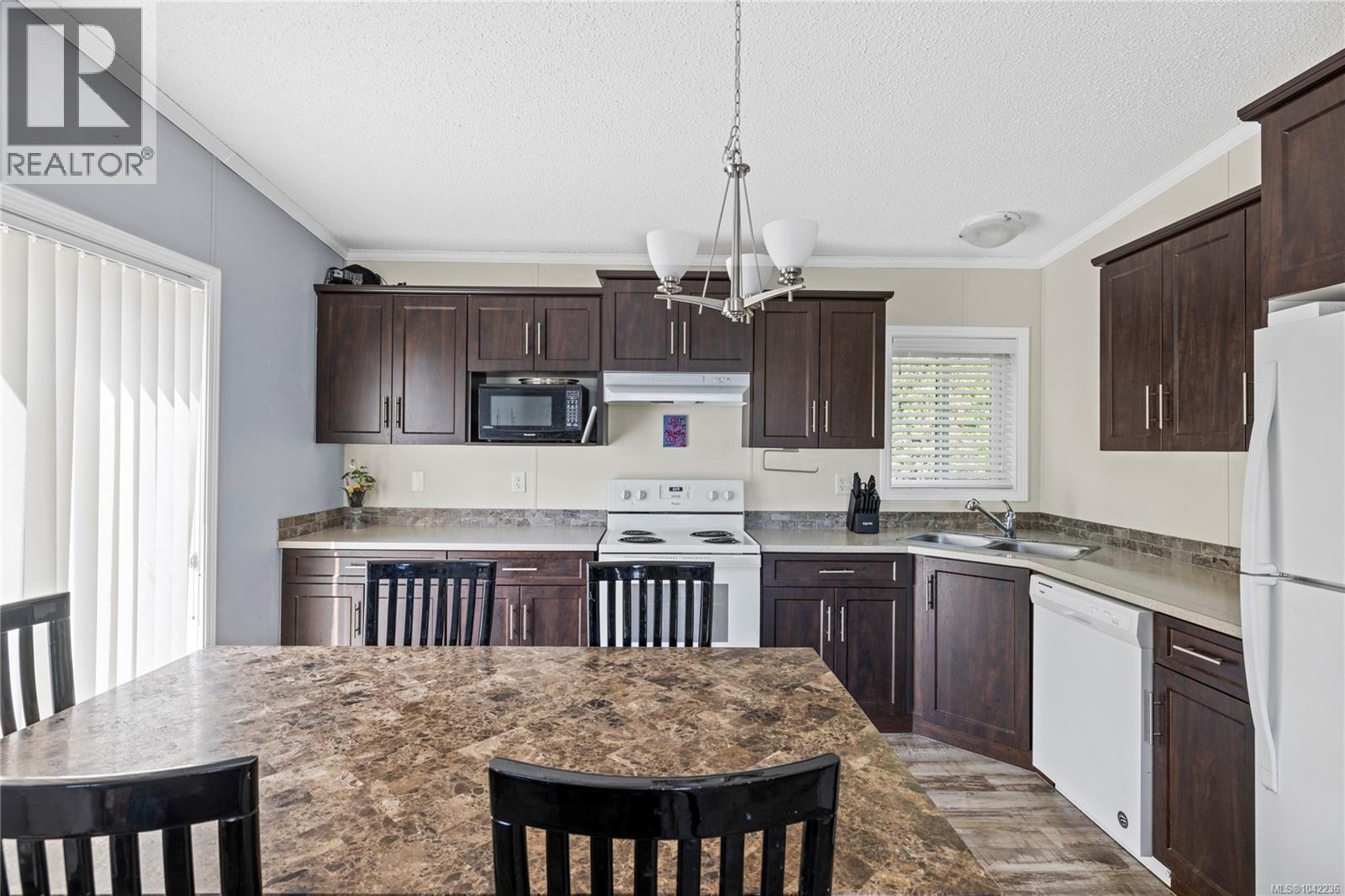 885 Glenhale Cres - 24