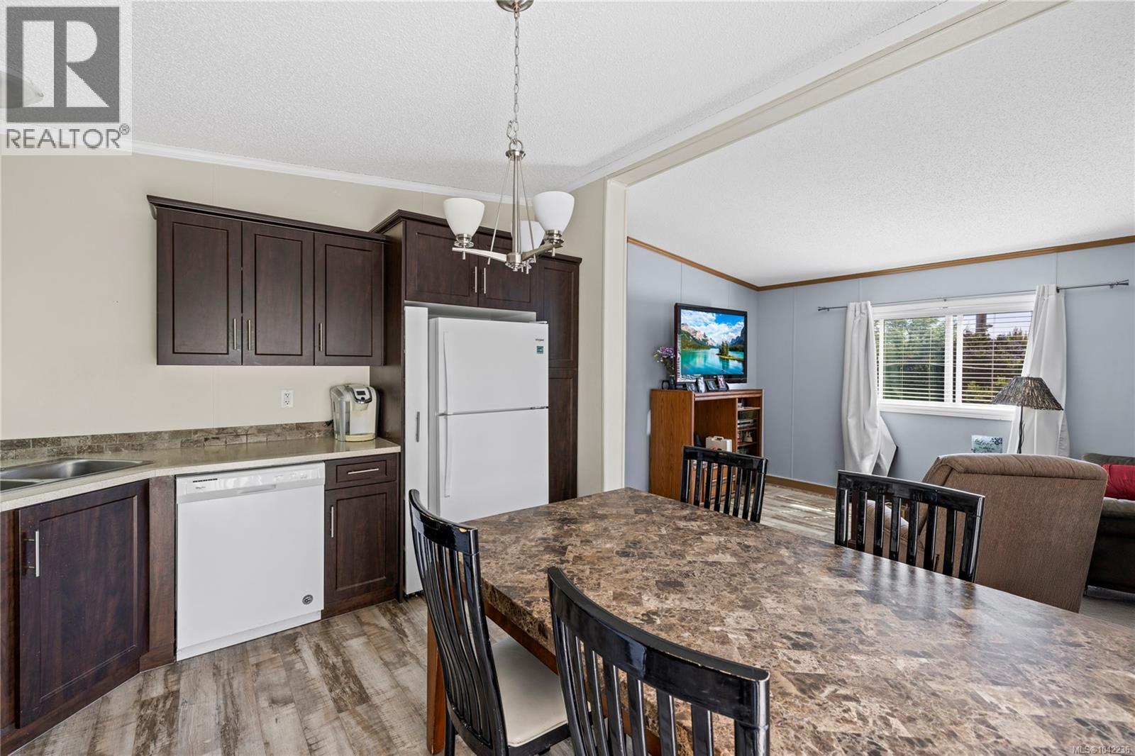 885 Glenhale Cres - 25