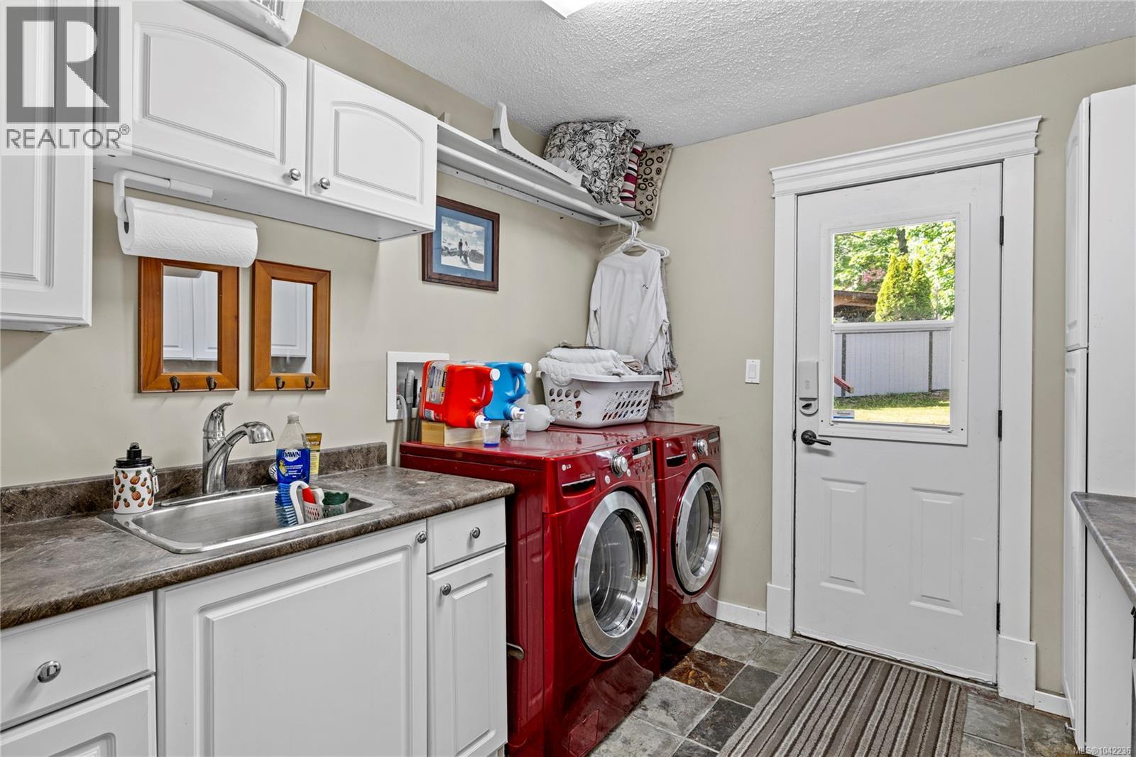 885 Glenhale Cres - 61