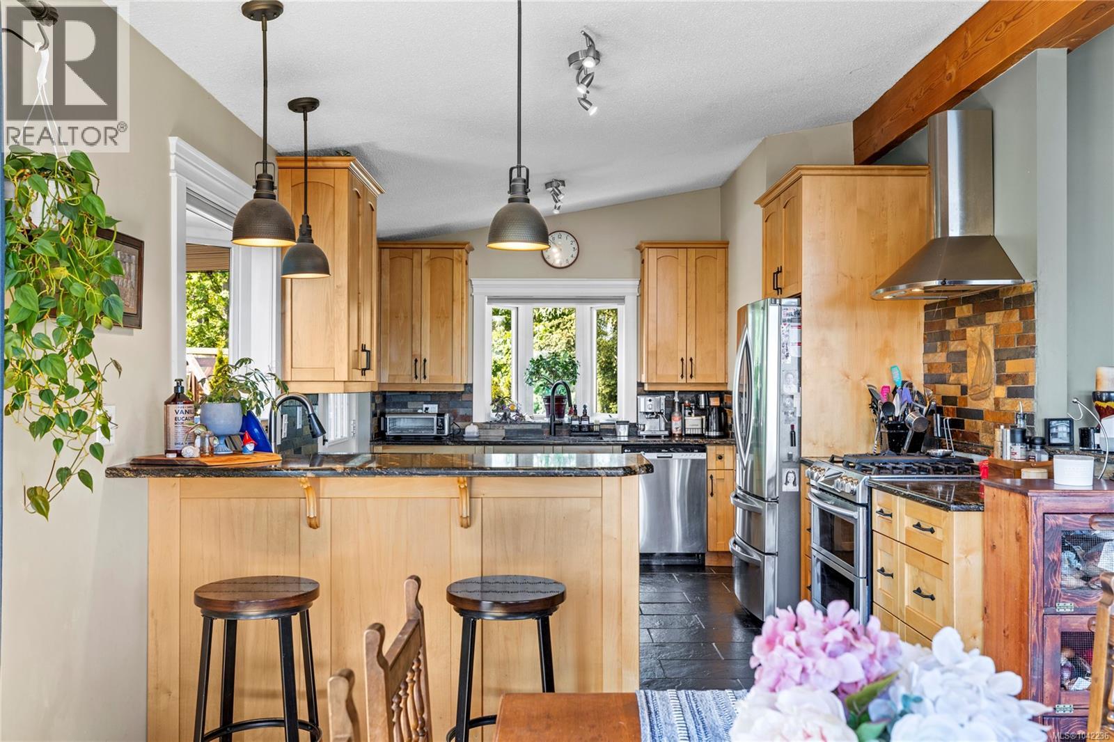 885 Glenhale Cres - 66