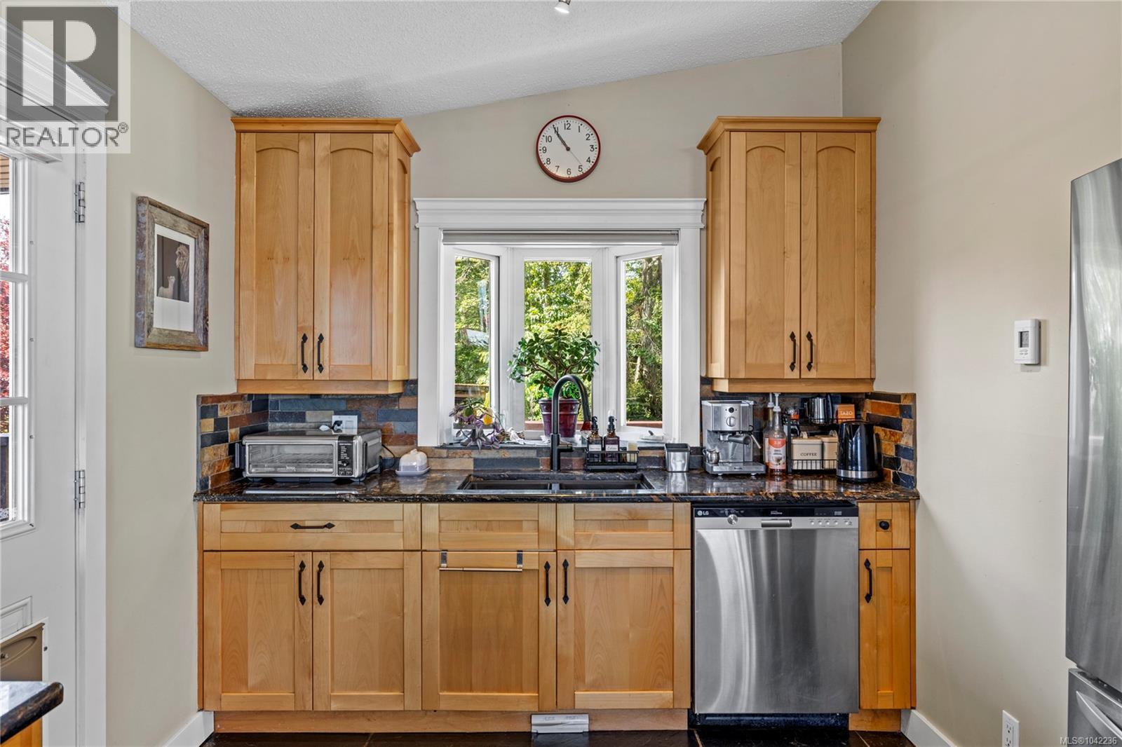 885 Glenhale Cres - 70