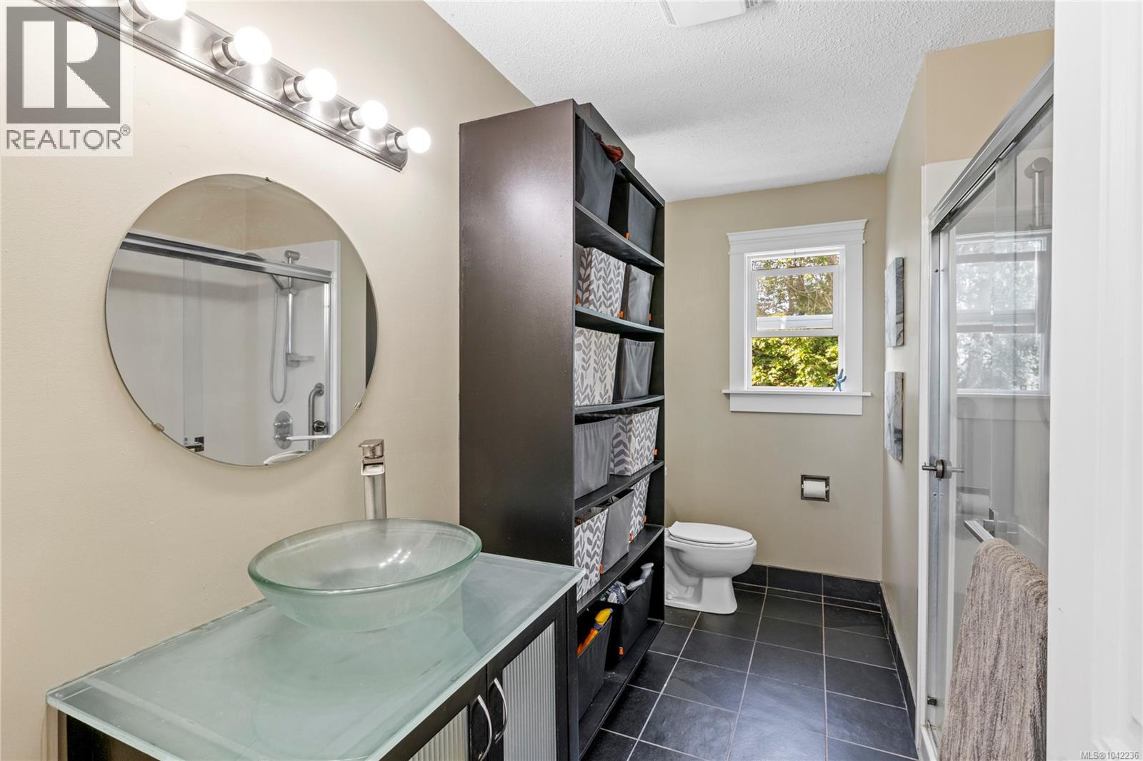 885 Glenhale Cres - 75
