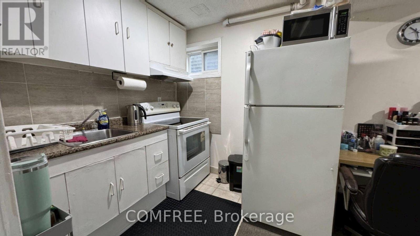 #116 1793 MARTIN GROVE ROAD - Image 31