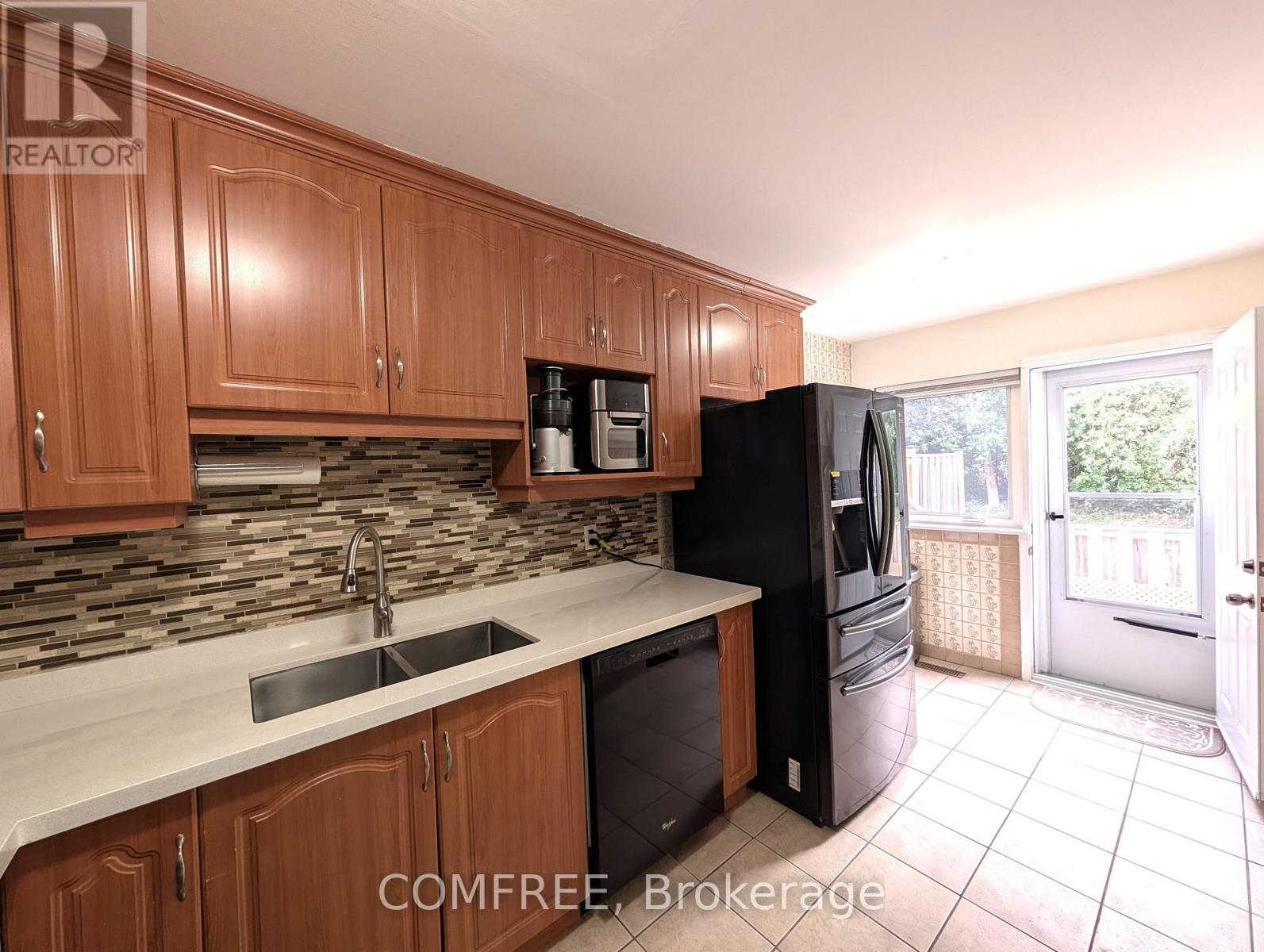 #116 1793 MARTIN GROVE ROAD - Image 9