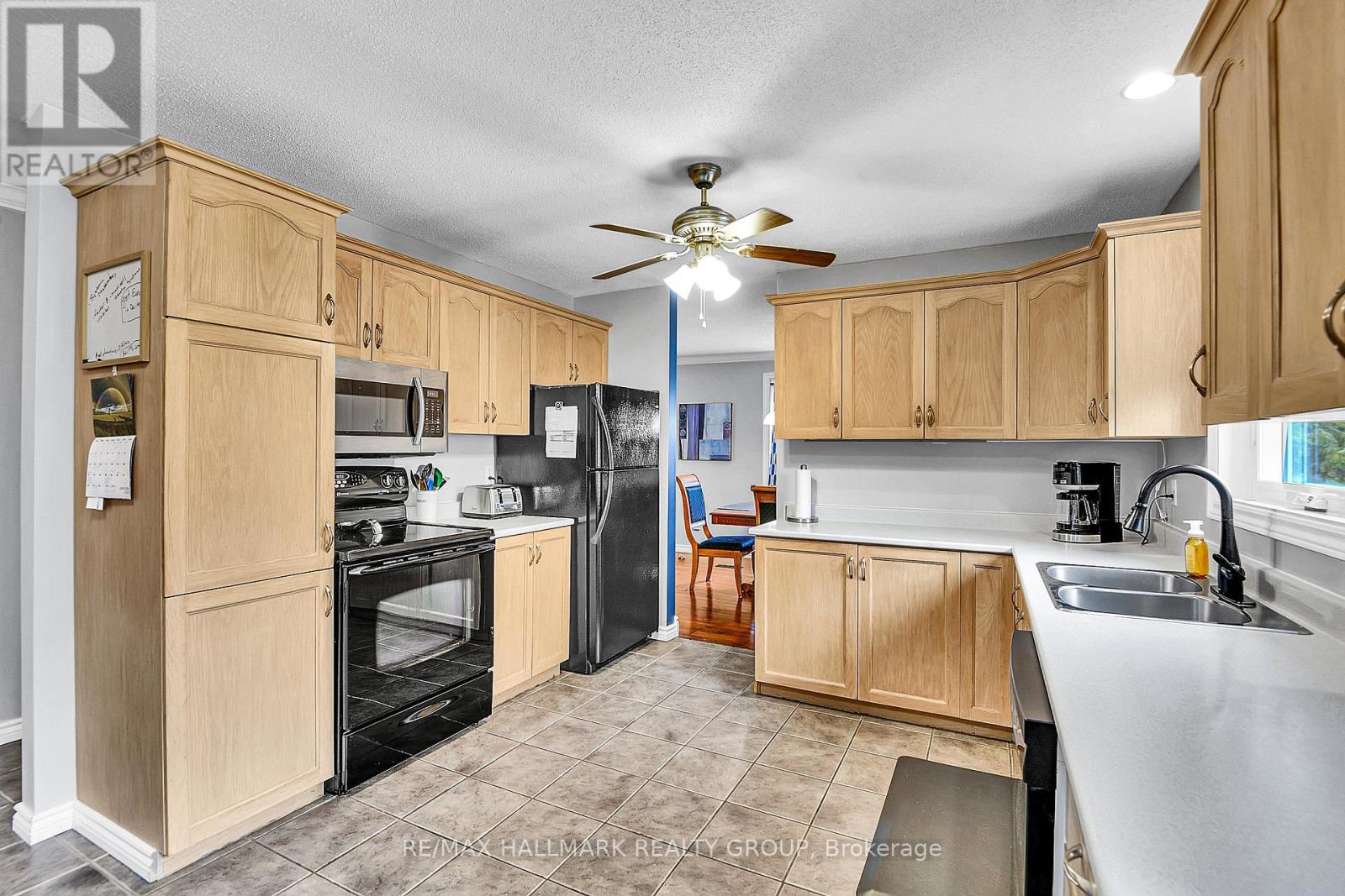 4 Bed, 2 Bath House for Sale in Russell – 7 DAZE STREET, Russell – MLS# X13520676 - Image 10