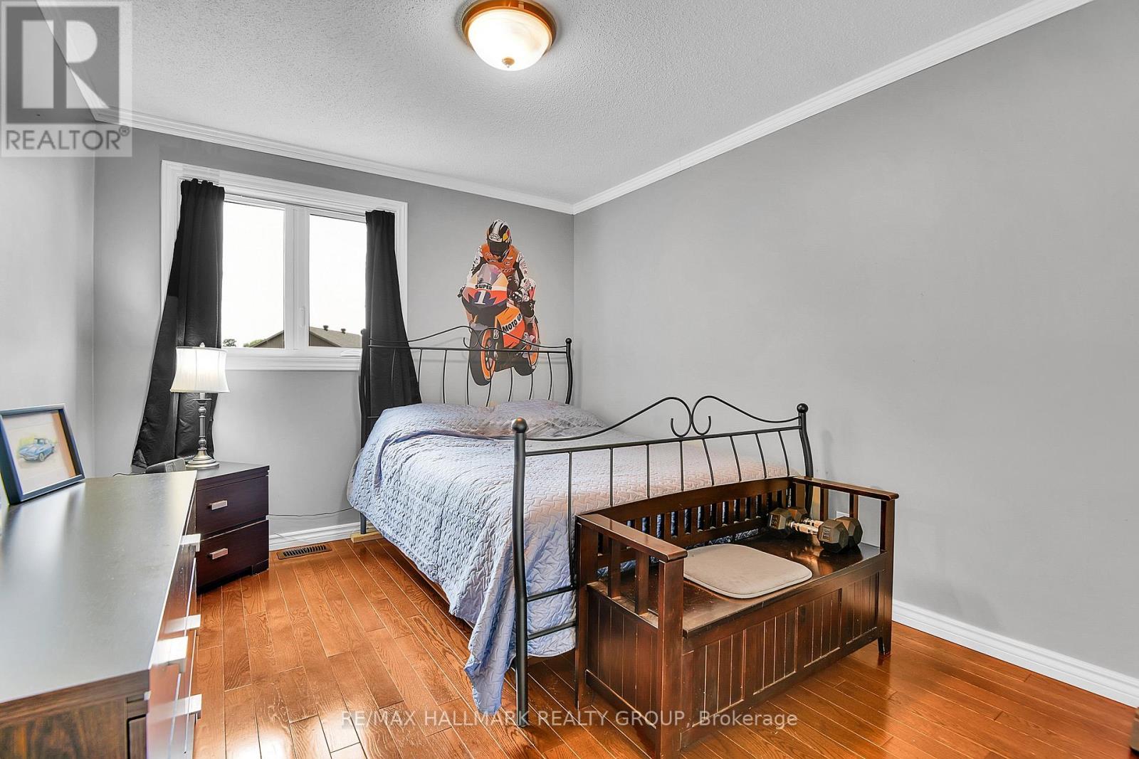 4 Bed, 2 Bath House for Sale in Russell – 7 DAZE STREET, Russell – MLS# X13520676 - Image 17