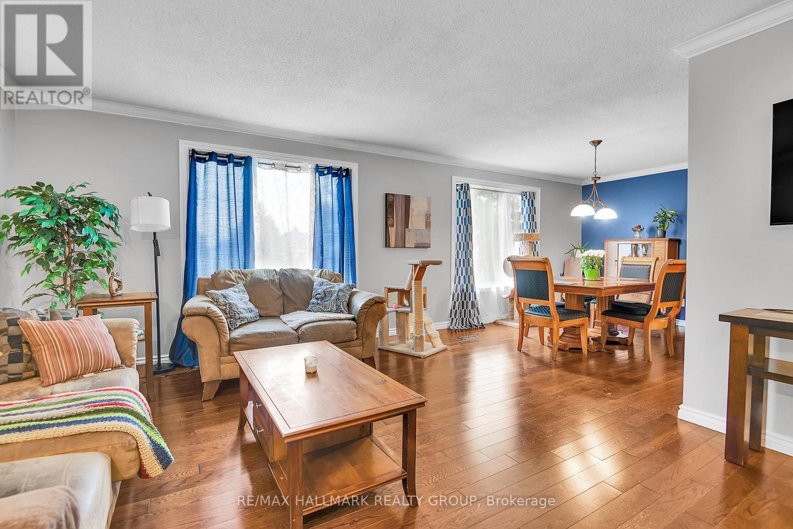 4 Bed, 2 Bath House for Sale in Russell – 7 DAZE STREET, Russell – MLS# X13520676 - Image 8