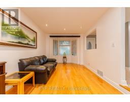 1237 Cedarcroft Crescent, Ottawa, ON K1B5G9 Photo 6