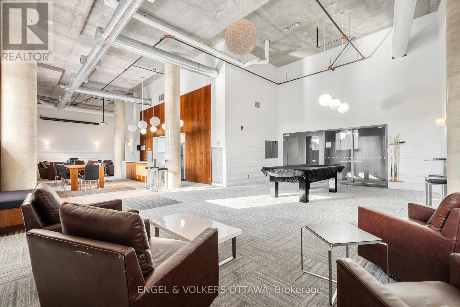 #205 354 GLADSTONE AVENUE - 25