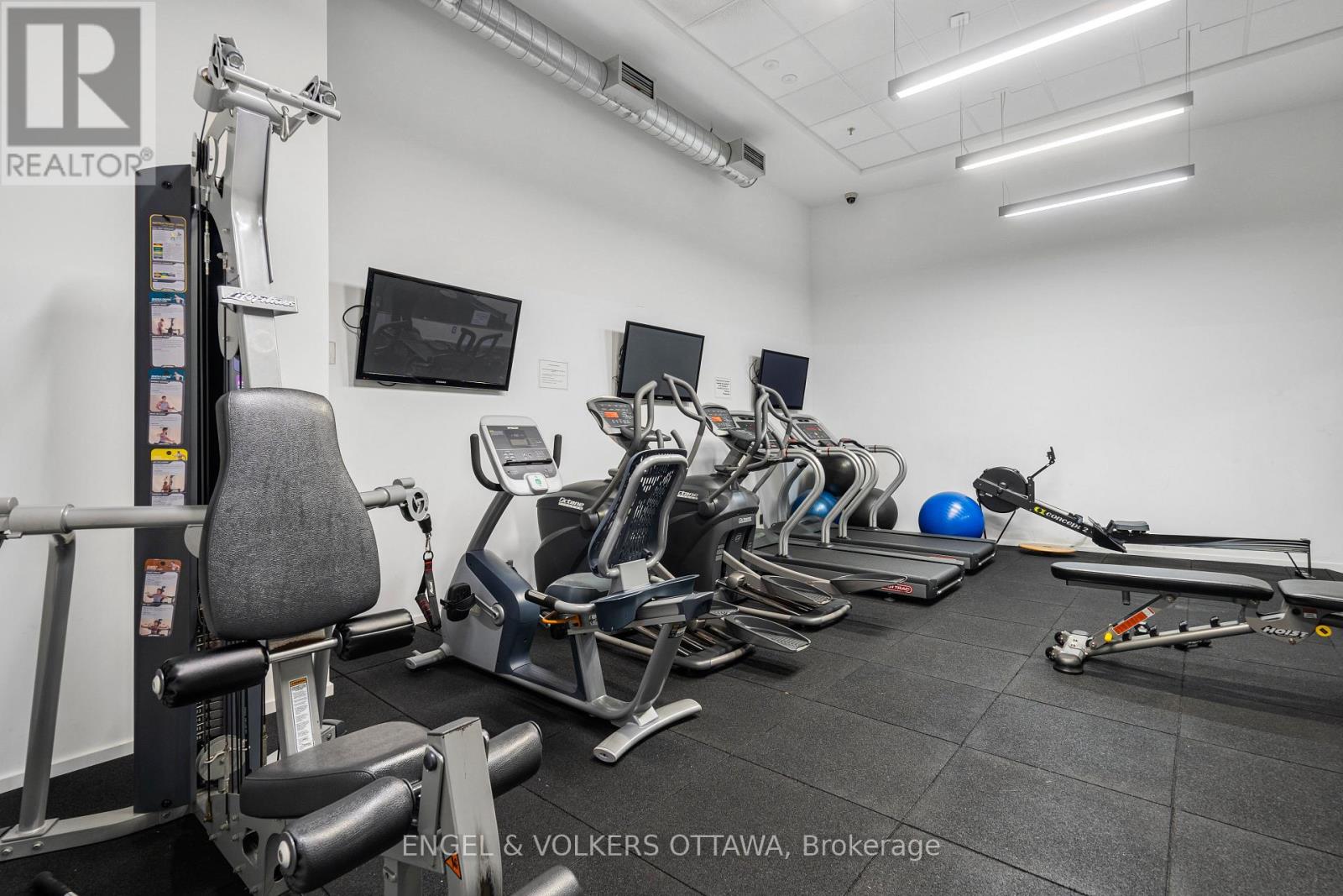 #205 354 GLADSTONE AVENUE - 28